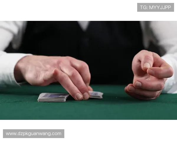 理解扑克21点的游戏规则及保险机制，助你在赌场中稳操胜券
